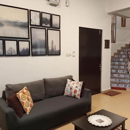 Karjat Villa エクステリア 写真