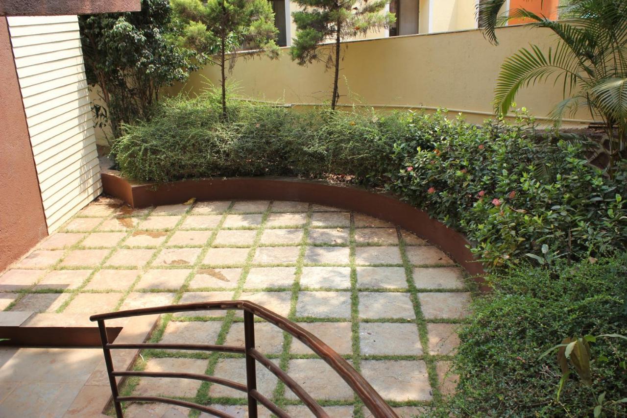 Karjat Villa エクステリア 写真