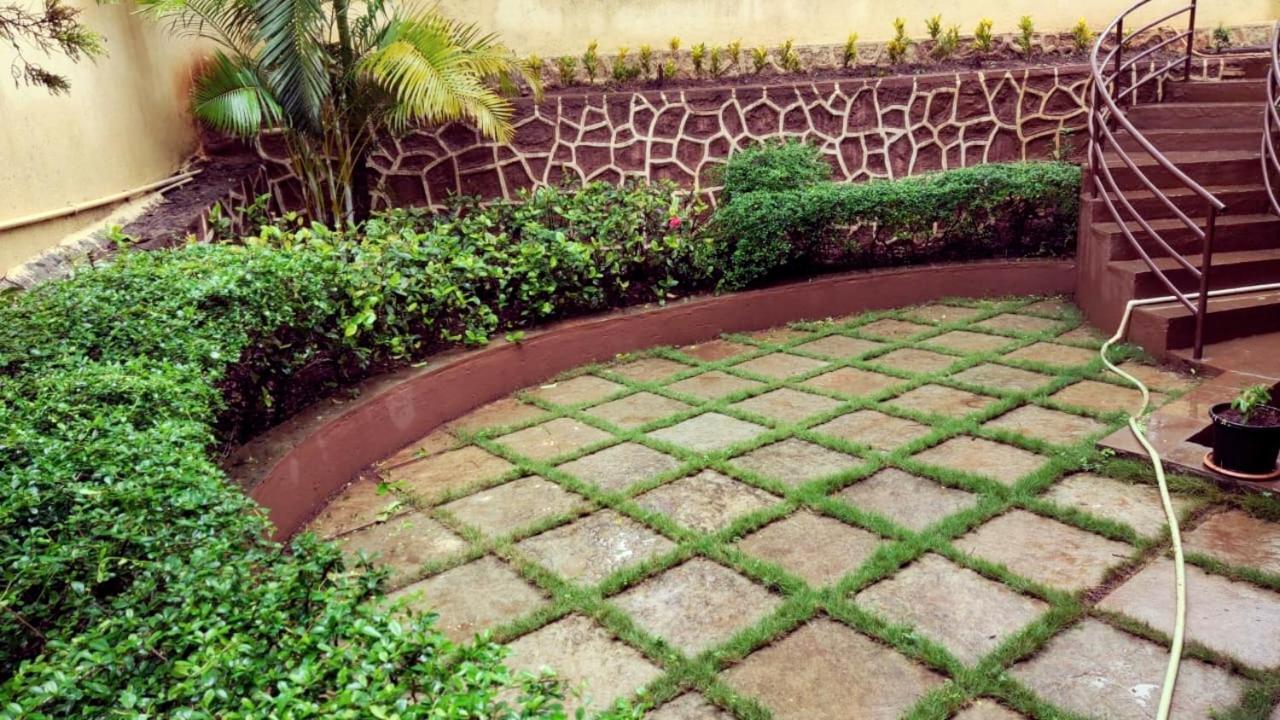 Karjat Villa エクステリア 写真