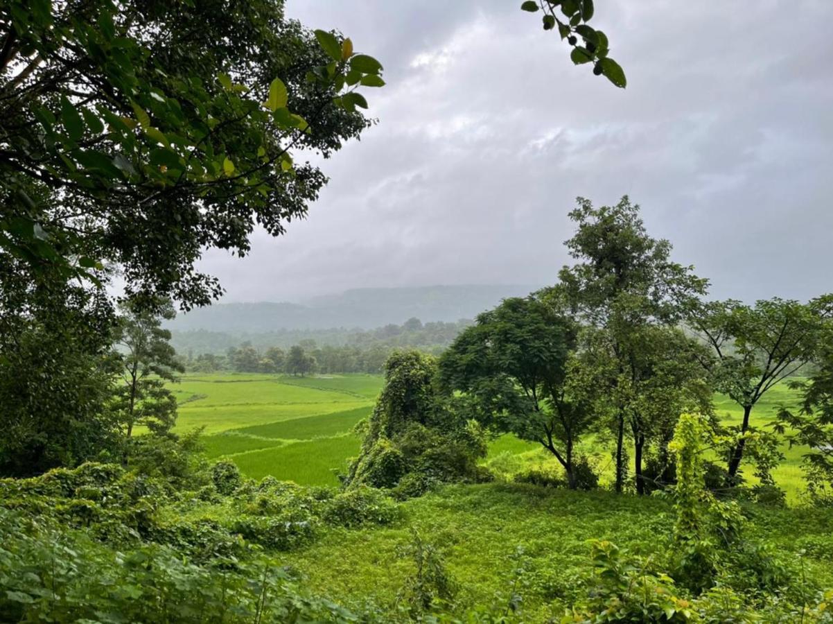 Karjat Villa エクステリア 写真